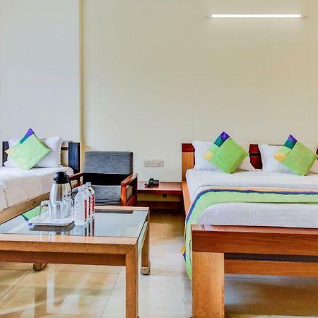 Treebo Trend Surya Nashik Hotel Ngoại thất bức ảnh
