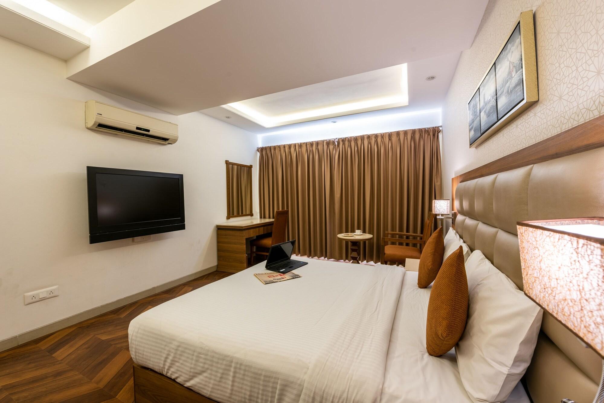 Treebo Trend Surya Nashik Hotel Ngoại thất bức ảnh