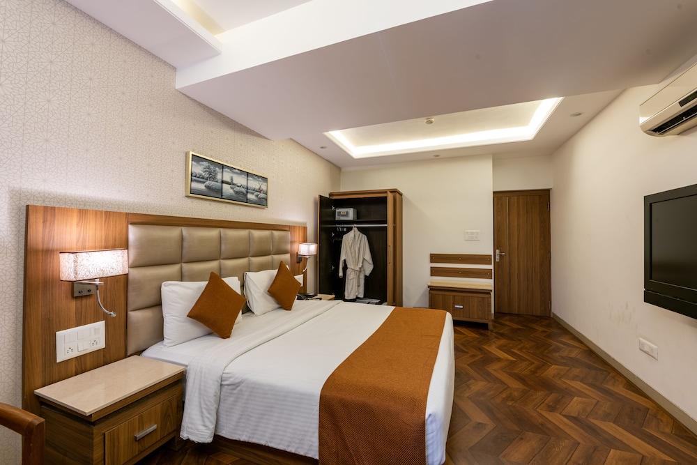Treebo Trend Surya Nashik Hotel Ngoại thất bức ảnh