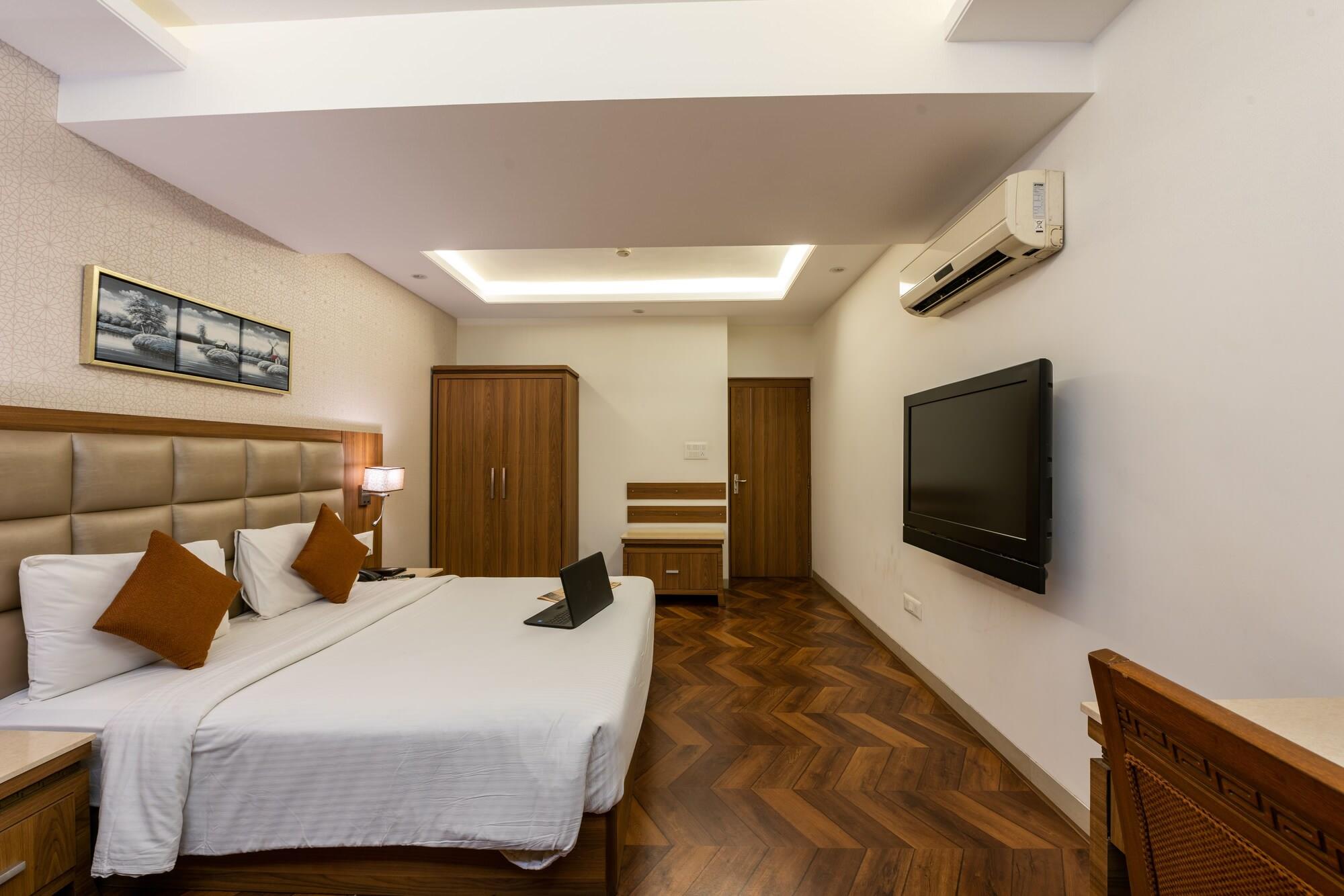 Treebo Trend Surya Nashik Hotel Ngoại thất bức ảnh