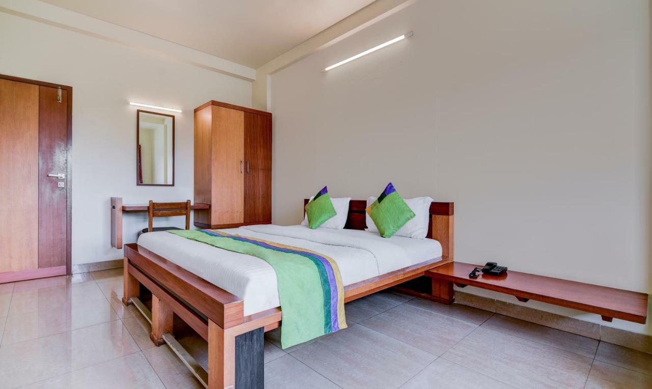 Treebo Trend Surya Nashik Hotel Ngoại thất bức ảnh